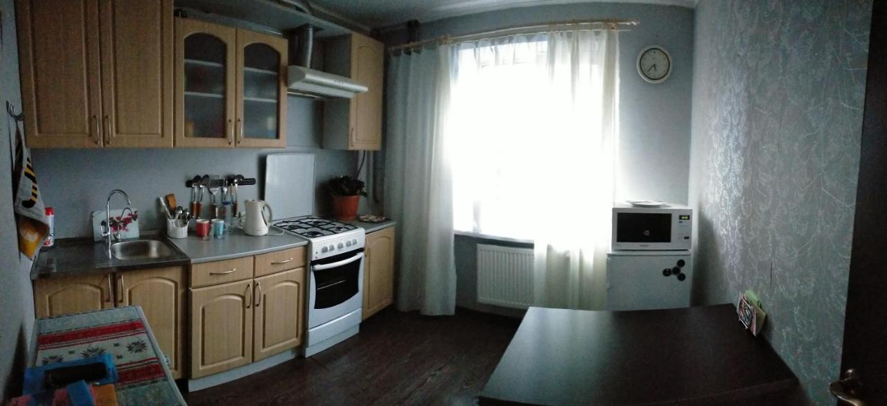 Apartamenty Riadom S Centrom Goroda Veliky Novgorod Ngoại thất bức ảnh